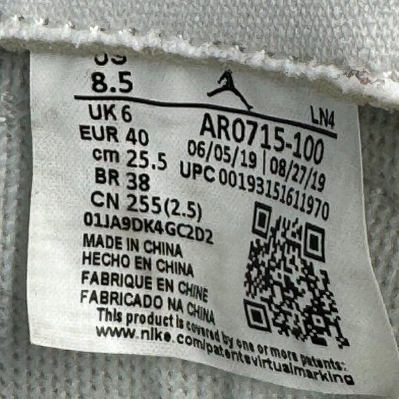 Wmns Air Jordan 11 Retro 'Vast Grey' - Picture 11 of 13